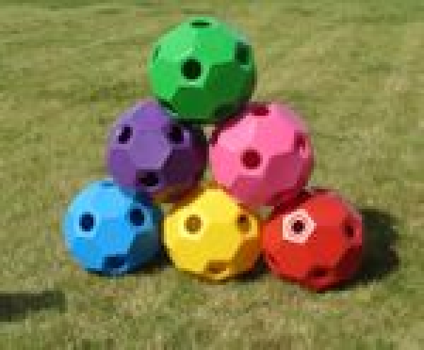 USG Spiel- & Fütterungsball „Happy Hay Play“ Shetty